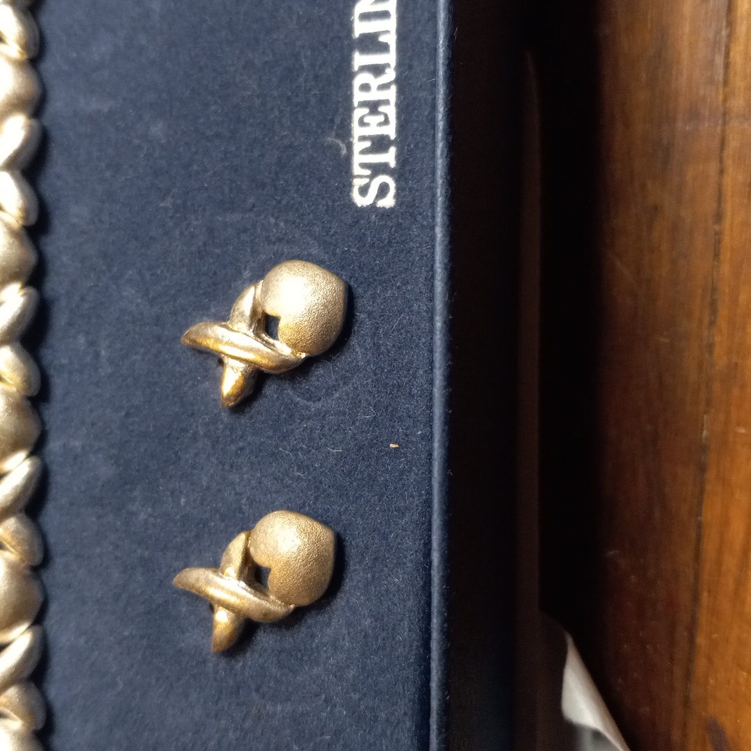 Xo Sterling Silver Hugs And Kisses Stud Earrings